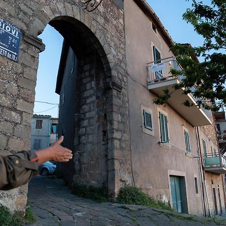 Casa Angolo Cantina Nel Castello Montegiovi Buitenkant foto