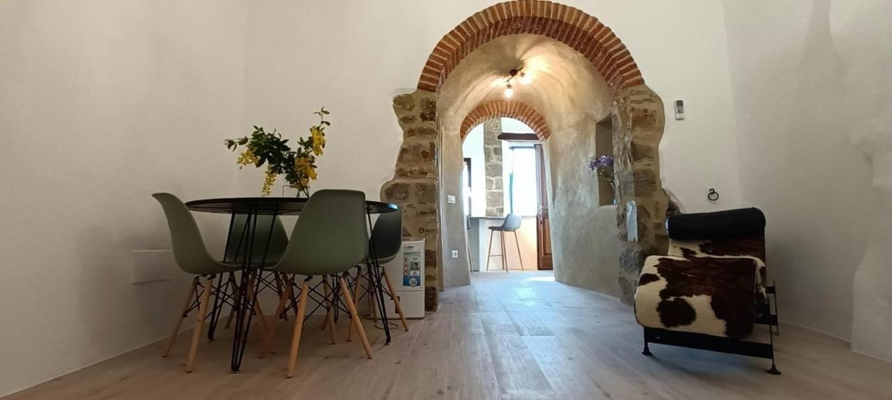 Casa Angolo Cantina Nel Castello Montegiovi Buitenkant foto